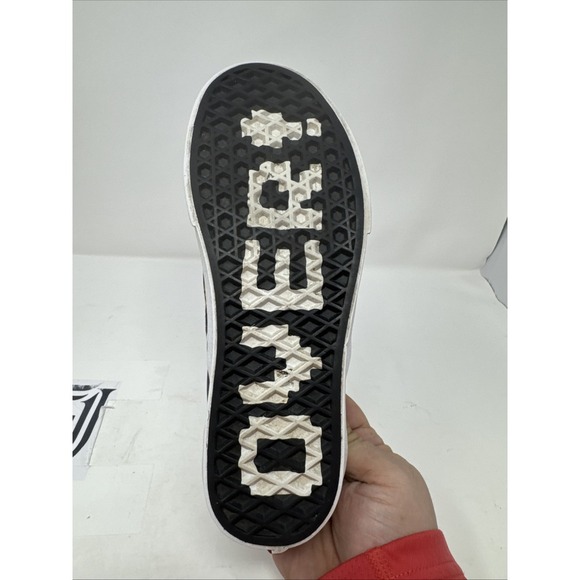 Vans Classic Slip on‎ Nintendo Zelda Parisian Game Over Us Mens 5  Shoes main image 14